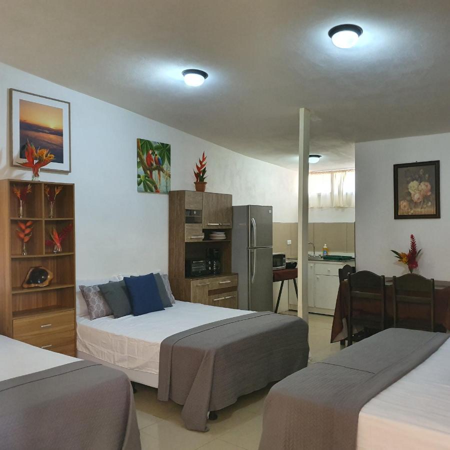 Готель Bahia Ballena Loft Увіта Екстер'єр фото