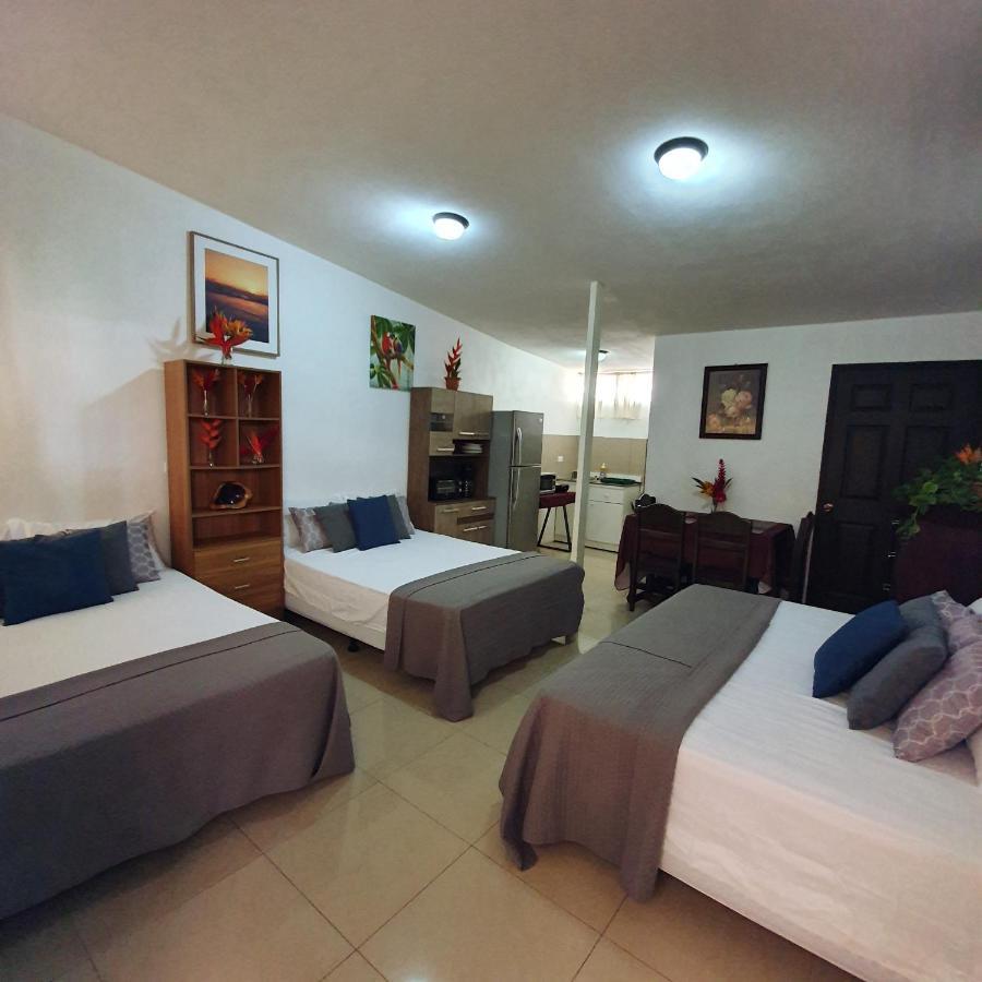 Готель Bahia Ballena Loft Увіта Екстер'єр фото