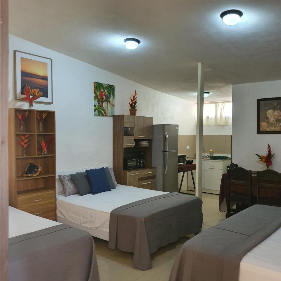 Готель Bahia Ballena Loft Увіта Екстер'єр фото
