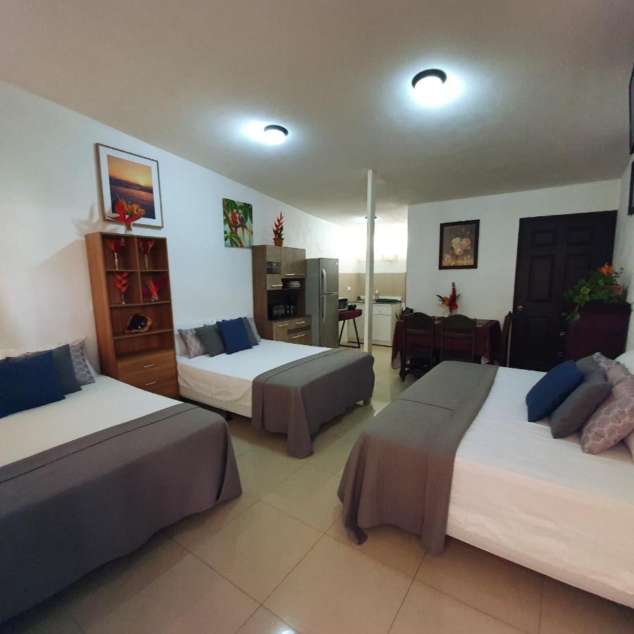 Готель Bahia Ballena Loft Увіта Екстер'єр фото