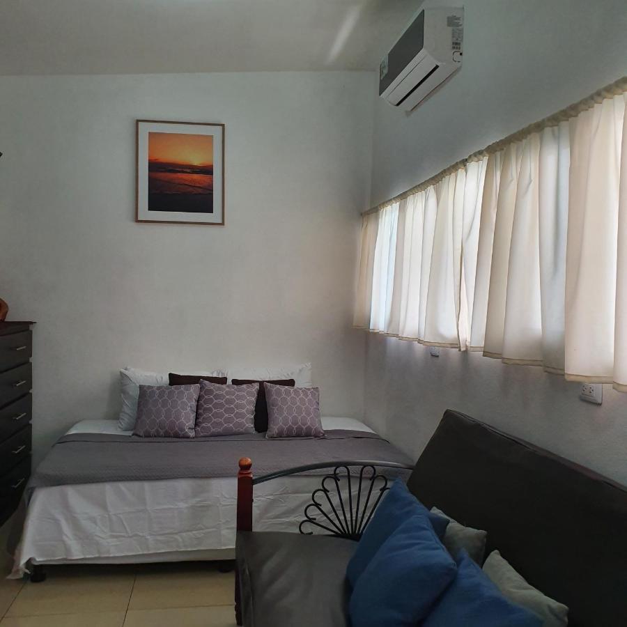 Готель Bahia Ballena Loft Увіта Екстер'єр фото