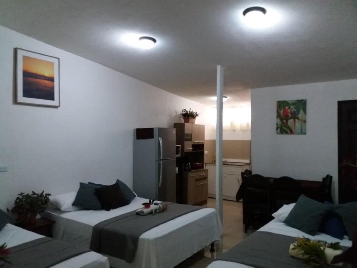 Готель Bahia Ballena Loft Увіта Екстер'єр фото